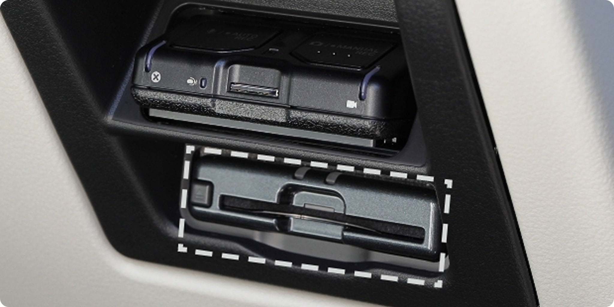ETC車載器（CX-30/CX-60/CX-80/MX-30/MAZDA3）｜ナビゲーション