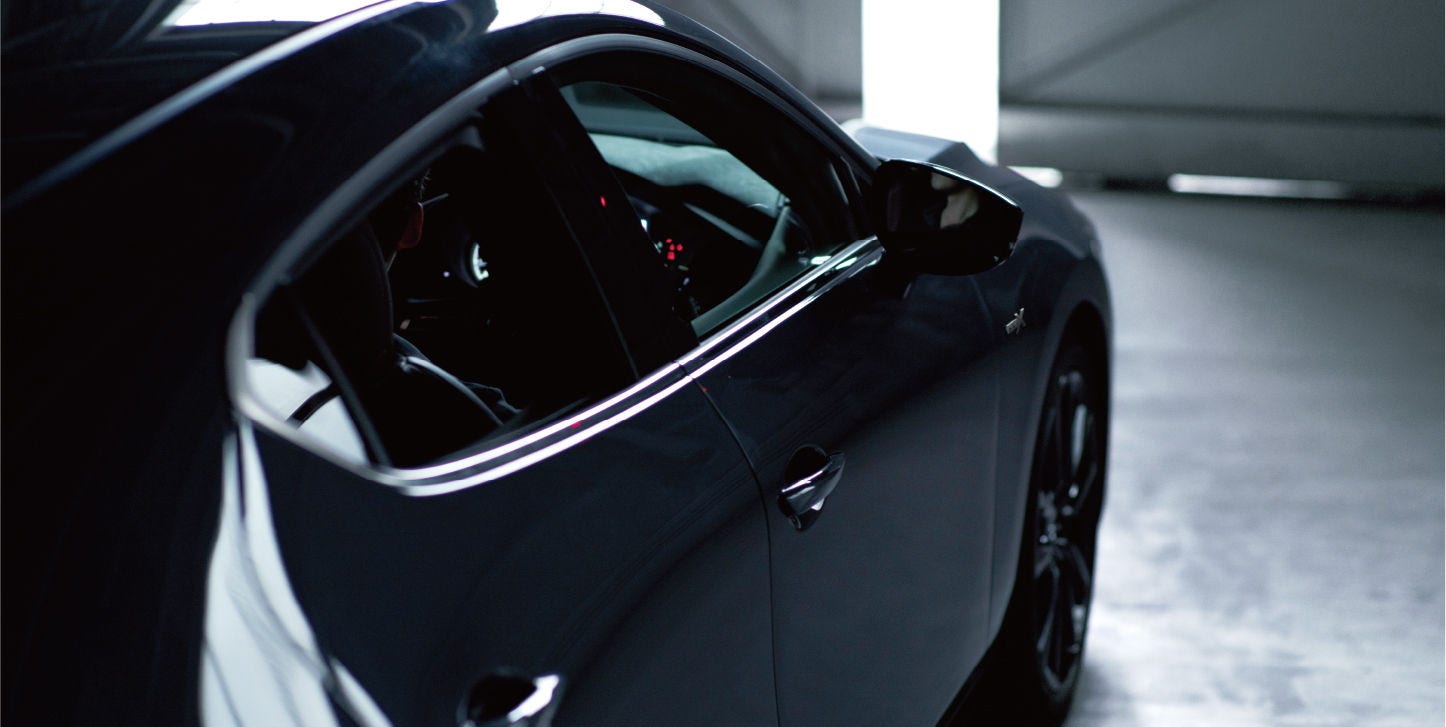 MAZDA_web_cx30_TOP PAGE_02