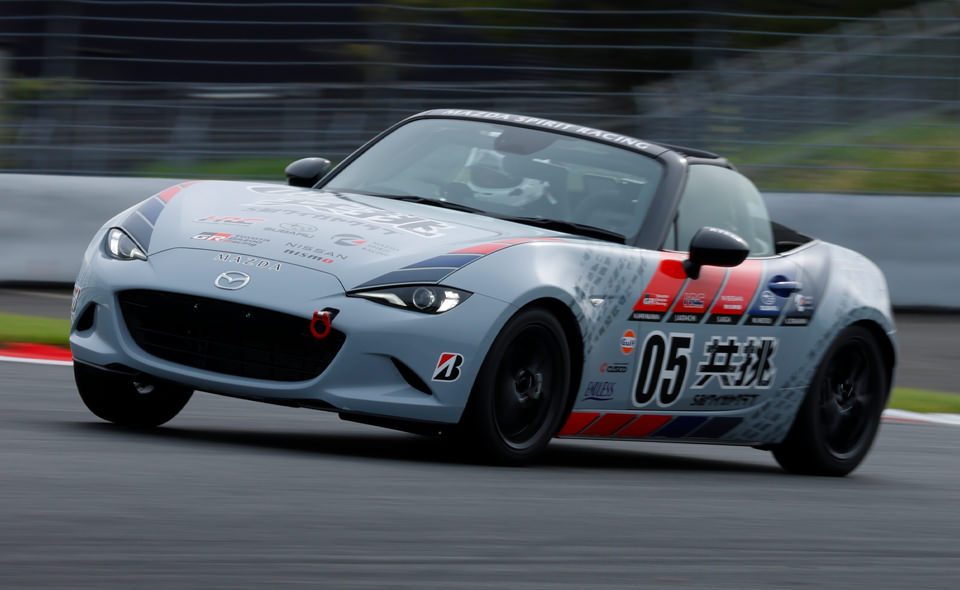カーナンバー05　共挑 S耐ワイガヤクラブ