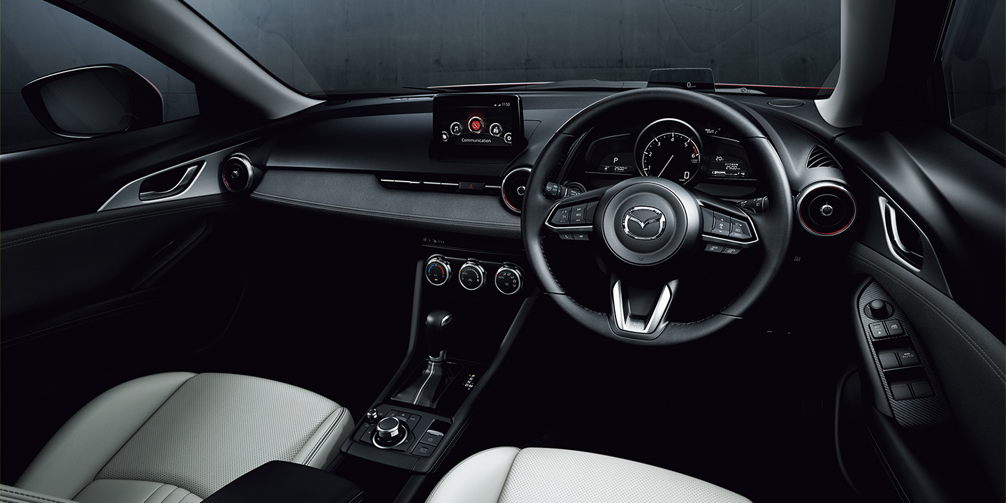 MAZDA CX3｜インテリア 上質なやすらぎと洗練の機能にこだわった内装空間｜マツダ