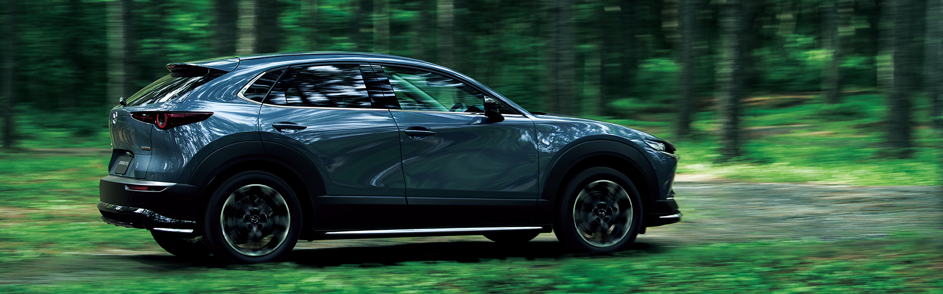 MAZDA CX-30｜アクセサリー - SIGNATURE STYLE - ｜マツダ