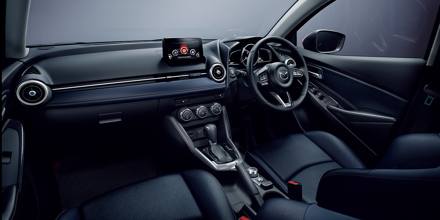 Mazda2 グレード 価格 ディーゼル ガソリンラインナップ マツダ