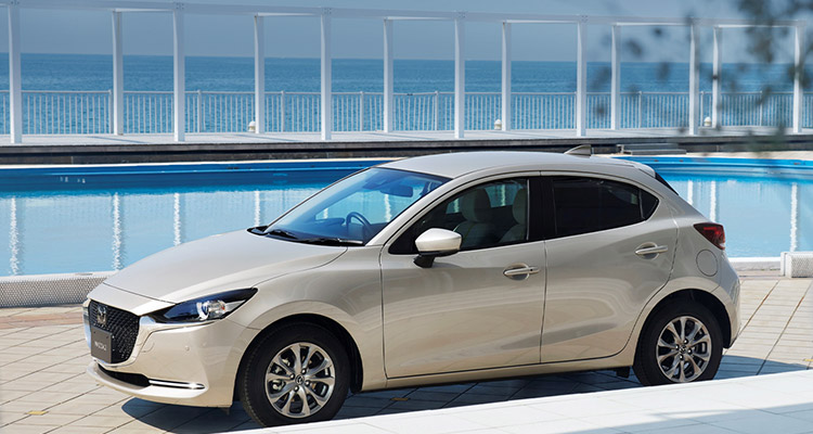 Mazda2 コンパクトカー マツダ