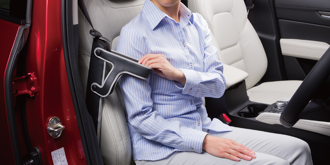 Mazda2 助手席回転シート車の装備 スペック 福祉車両 マツダ