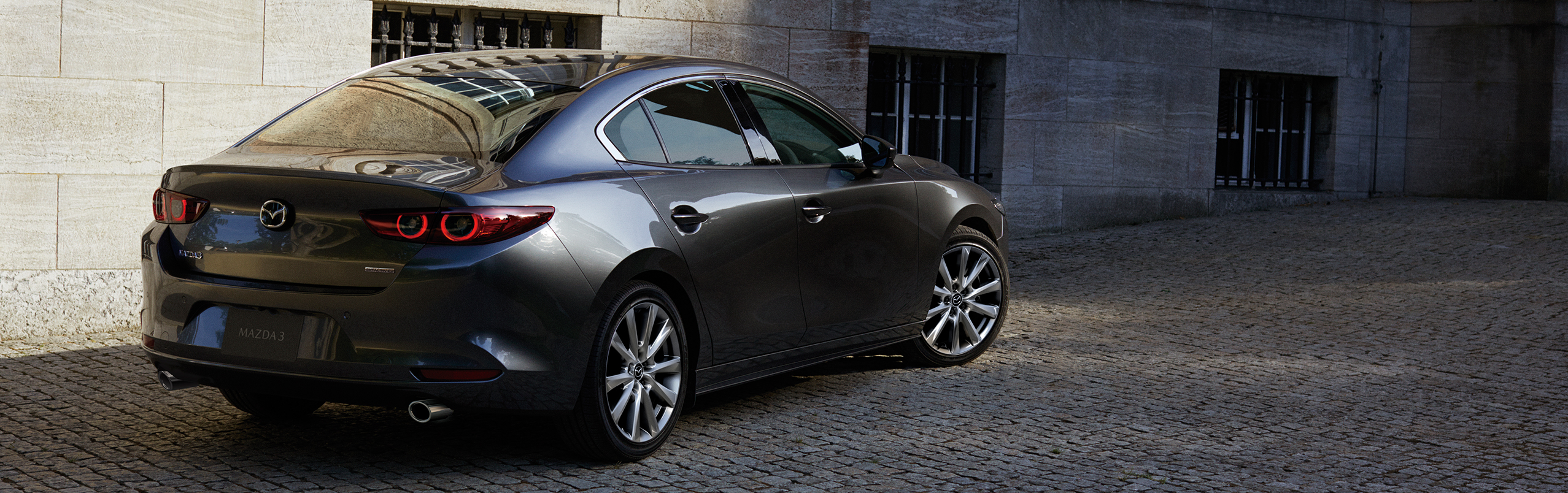 MAZDA3|アクセサリー - SEDAN STYLING - |マツダ MAZDA3|アクセサリー - SEDAN STYLING - |マツダ