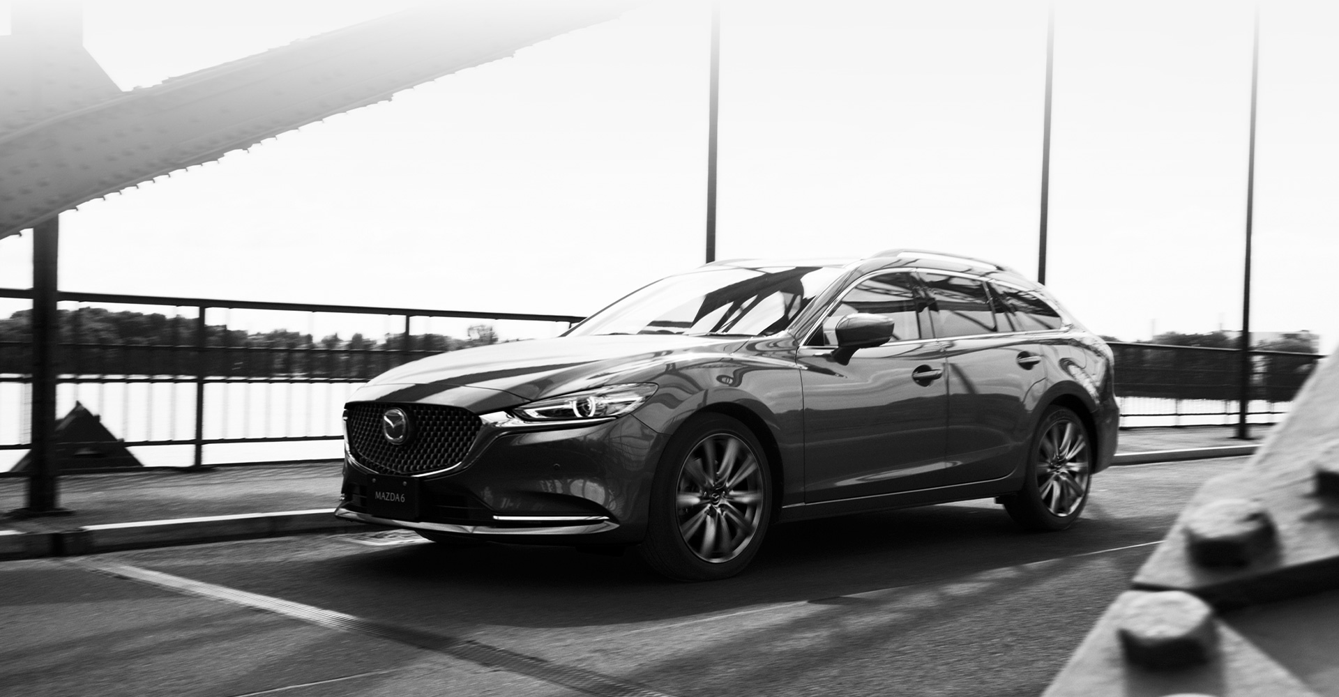 Mazda6 4ドアセダン ステーションワゴン マツダ