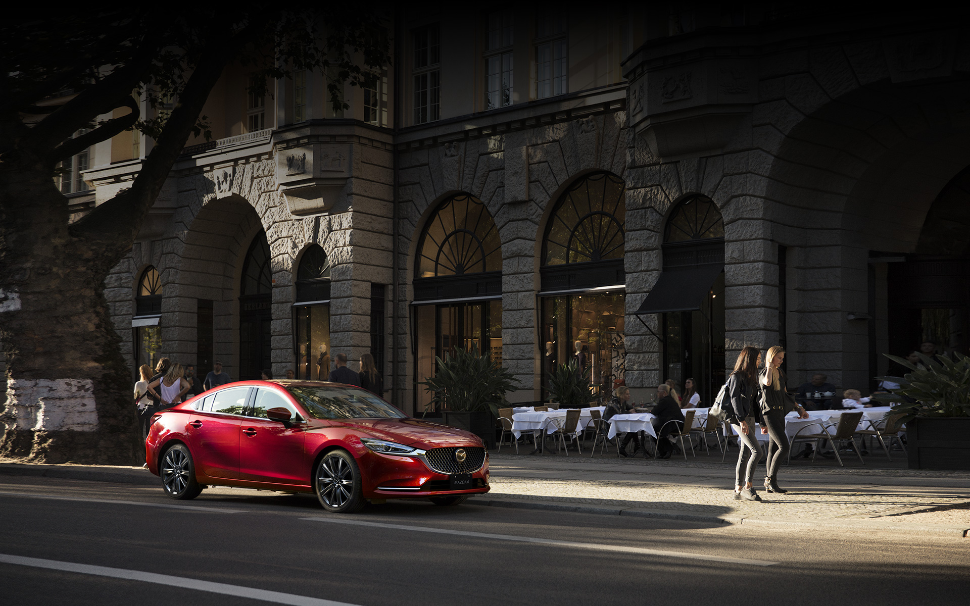 Mazda6 4ドアセダン ステーションワゴン マツダ