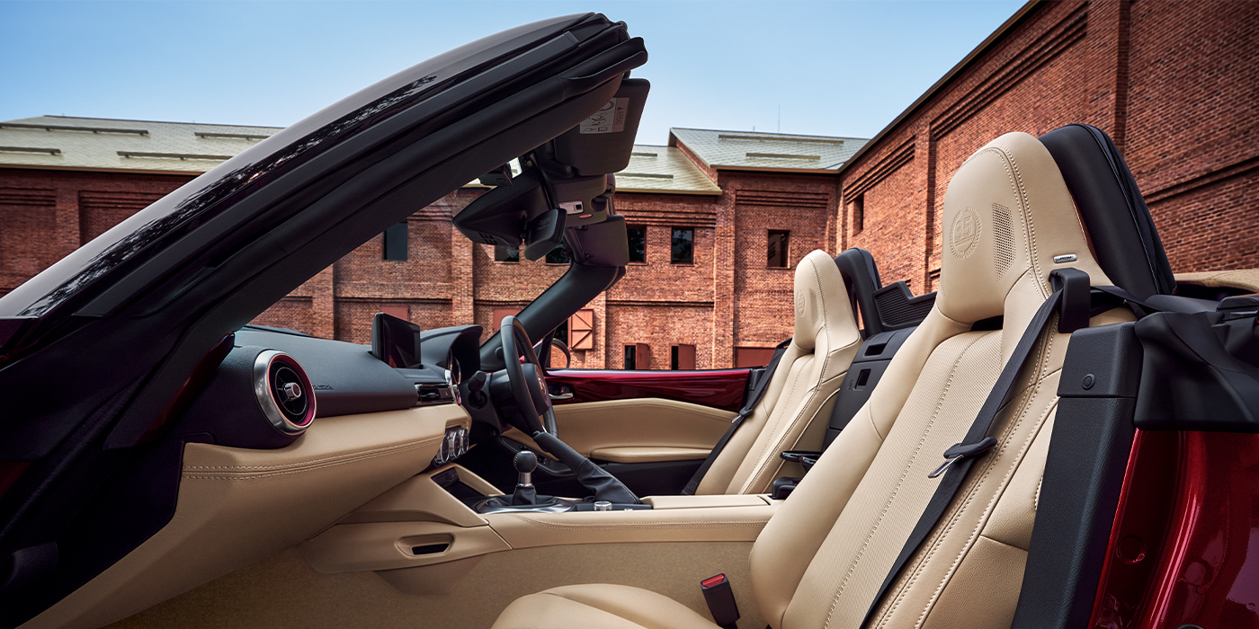 MAZDA ROADSTER｜グレード・価格 - ラインナップ｜マツダ 