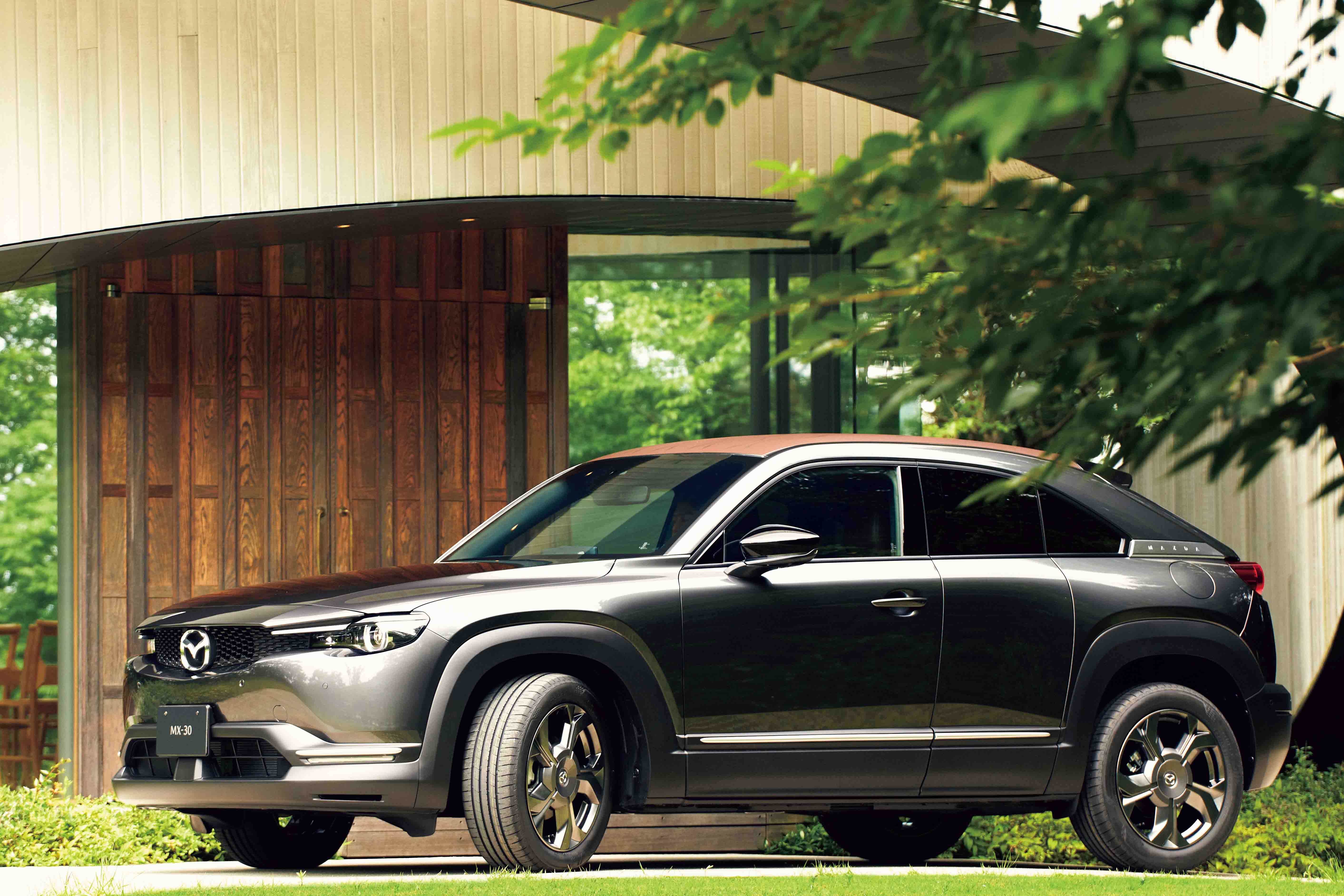 マツダ 店舗 展示情報 マツダブランドスペース大阪